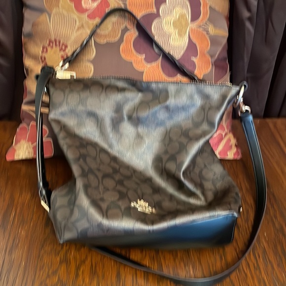 Coach bag - Picture 2 of 3